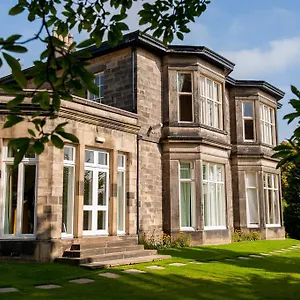 Halifax Hall Hotel